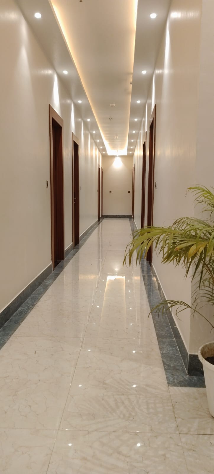 Room 03