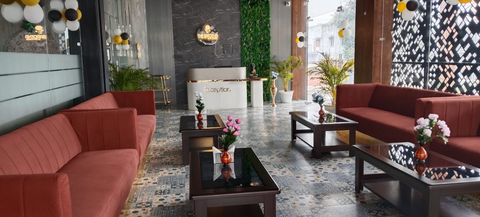 Hotel Lobby 05